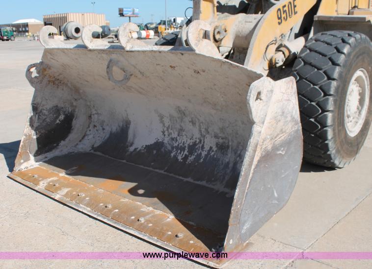 image for item K8813 1989 Caterpillar 950E wheel loader