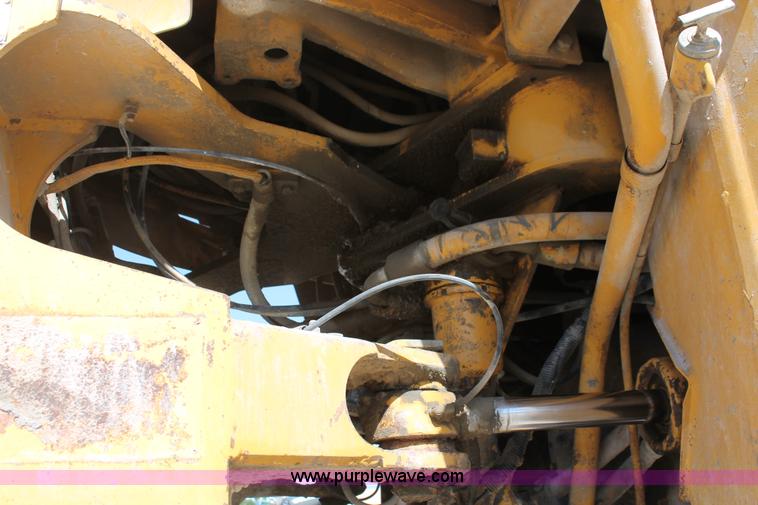 image for item K8813 1989 Caterpillar 950E wheel loader