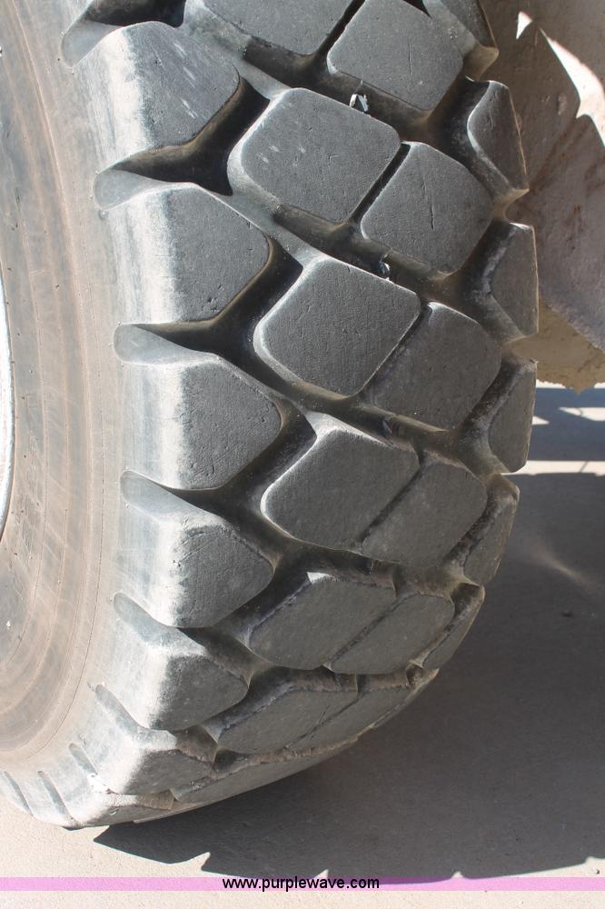 image for item K8813 1989 Caterpillar 950E wheel loader