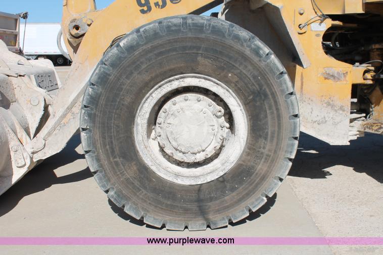 image for item K8813 1989 Caterpillar 950E wheel loader