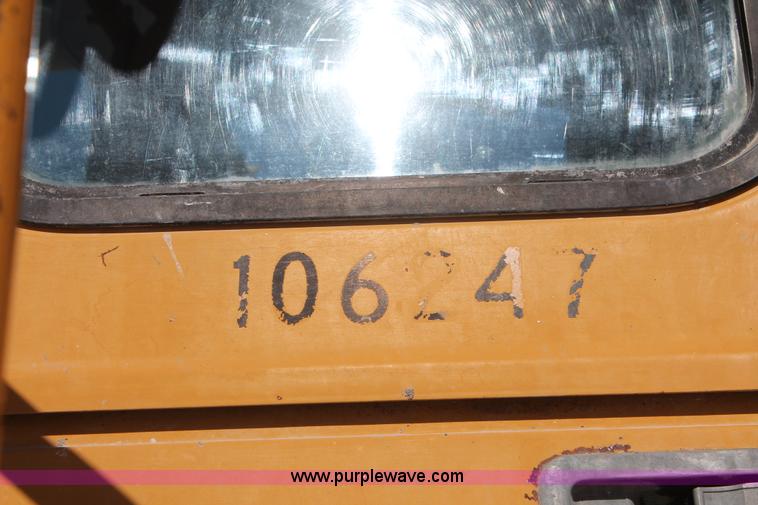 image for item K8813 1989 Caterpillar 950E wheel loader