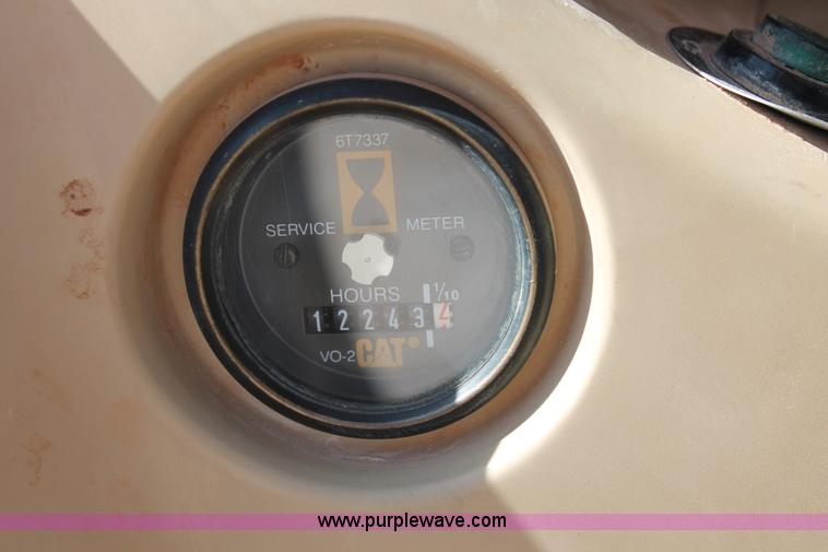 image for item K8814 1997 Caterpillar 320B L excavator