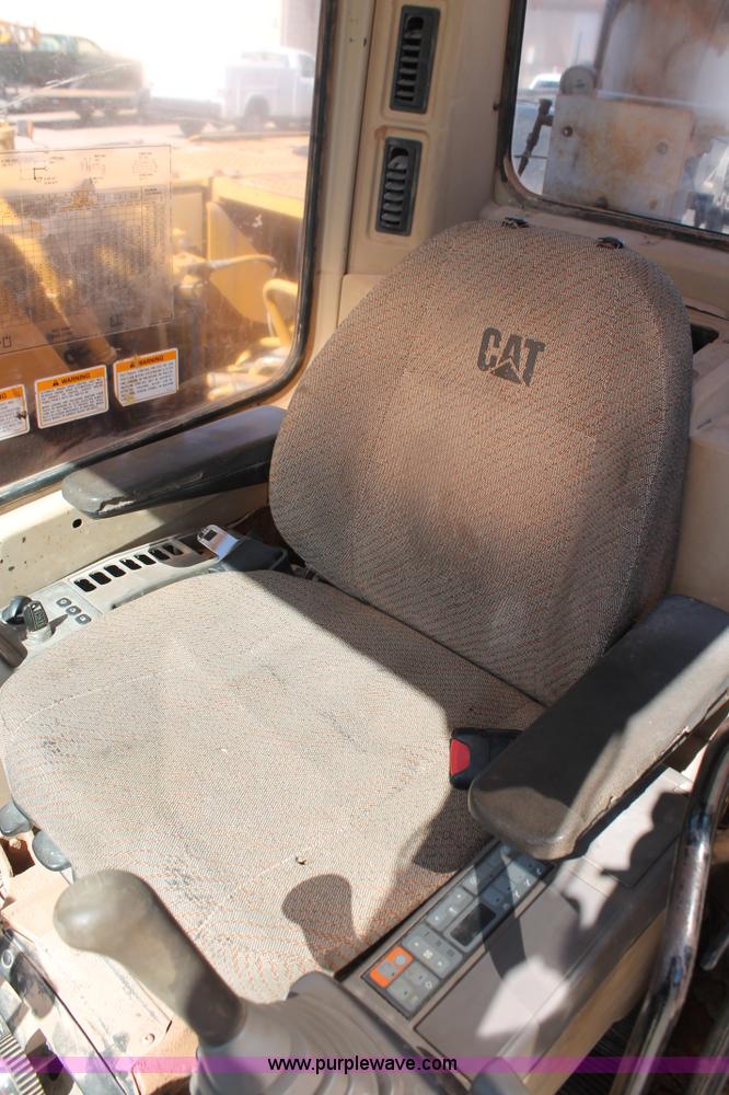 image for item K8814 1997 Caterpillar 320B L excavator