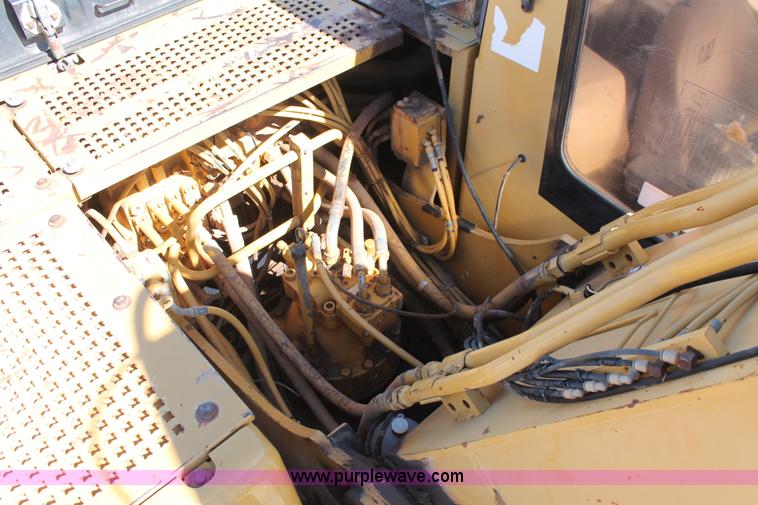 image for item K8814 1997 Caterpillar 320B L excavator