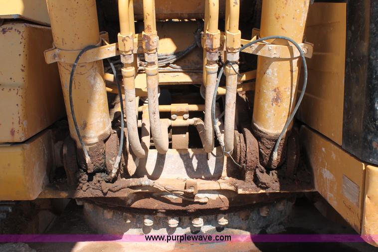 image for item K8814 1997 Caterpillar 320B L excavator