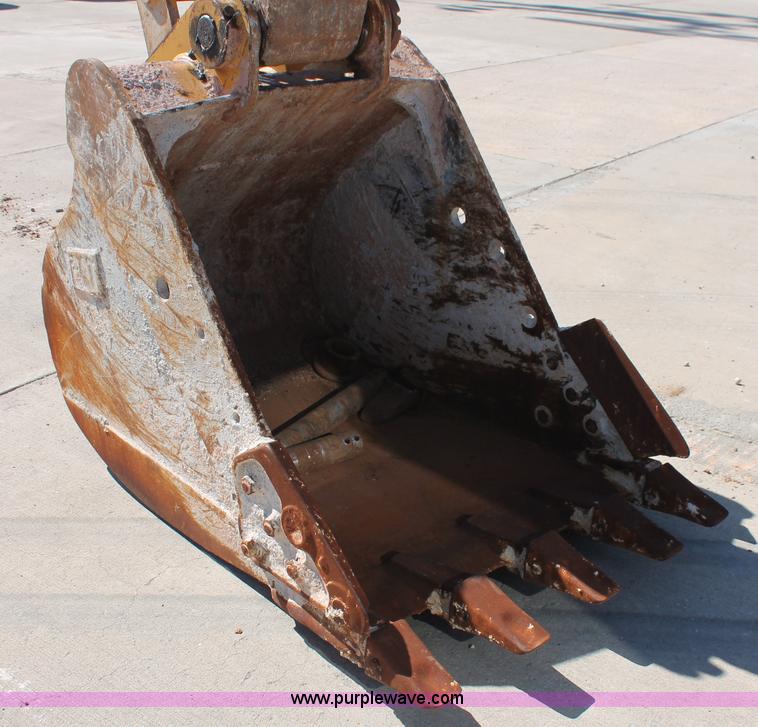 image for item K8814 1997 Caterpillar 320B L excavator