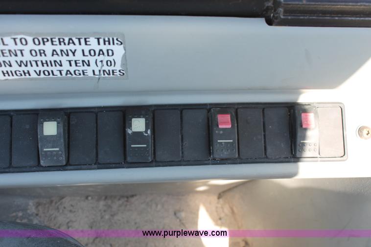 image for item K8815 2005 Caterpillar TH560B telehandler