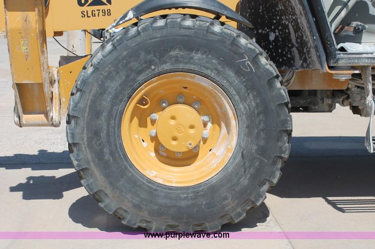 image for item K8815 2005 Caterpillar TH560B telehandler
