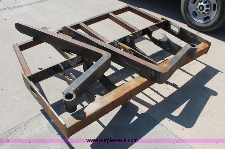 image for item K8815 2005 Caterpillar TH560B telehandler