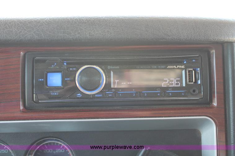 image for item K8817 2007 Kenworth T800 semi truck