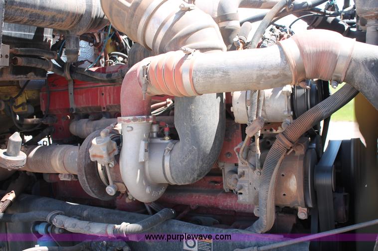 image for item K8817 2007 Kenworth T800 semi truck