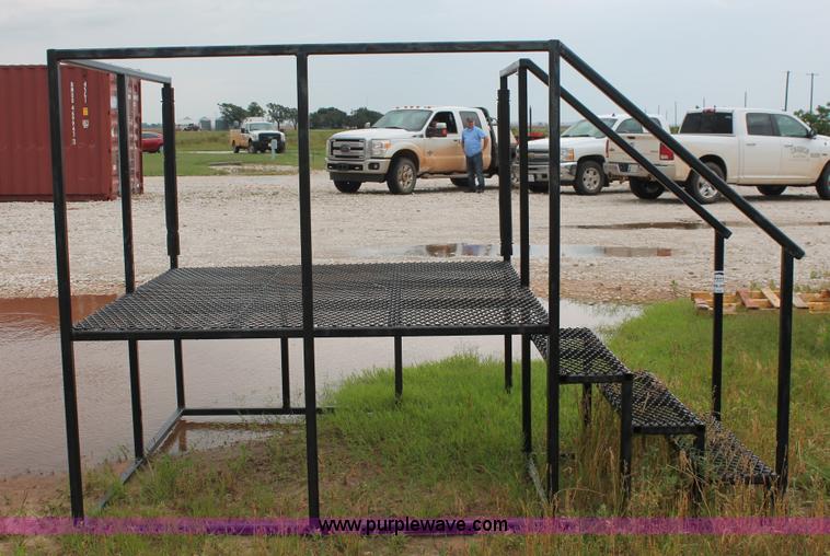 image for item K8844 Steel stair deck platform