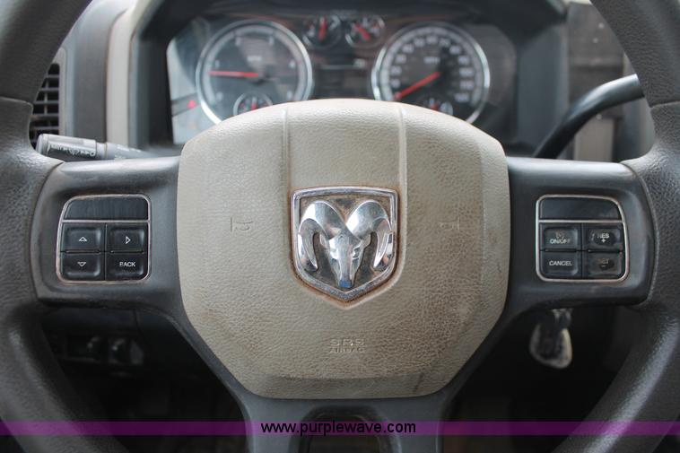 image for item K8847 2012 Dodge Ram 5500 HD bucket truck