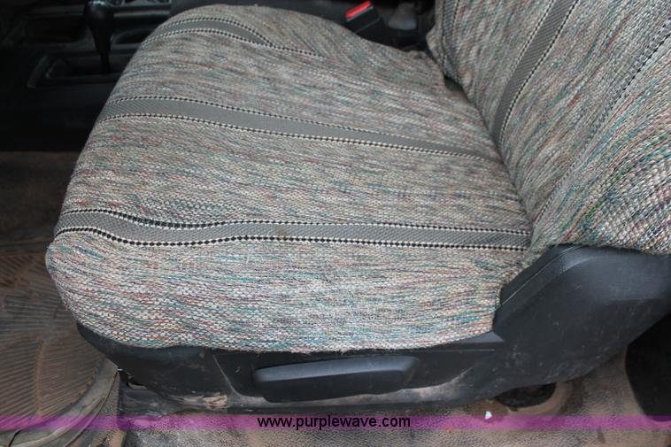 image for item K8847 2012 Dodge Ram 5500 HD bucket truck