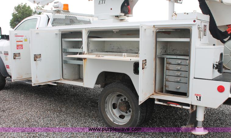 image for item K8847 2012 Dodge Ram 5500 HD bucket truck