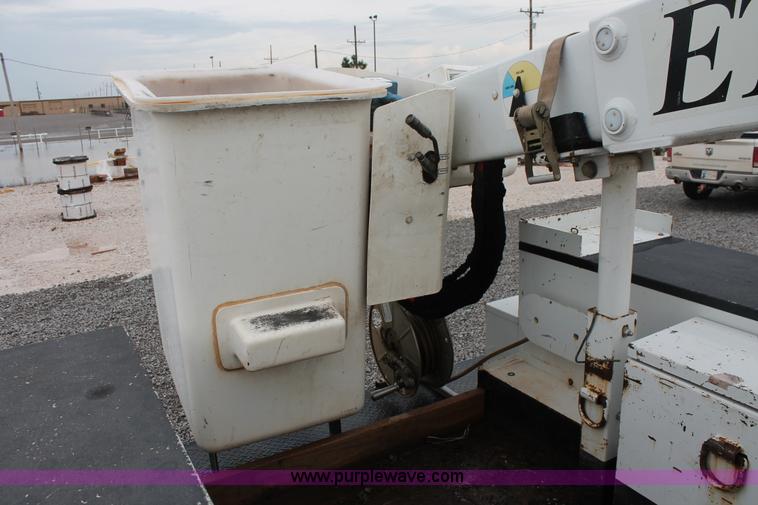 image for item K8847 2012 Dodge Ram 5500 HD bucket truck