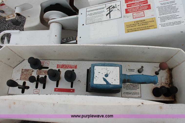 image for item K8847 2012 Dodge Ram 5500 HD bucket truck