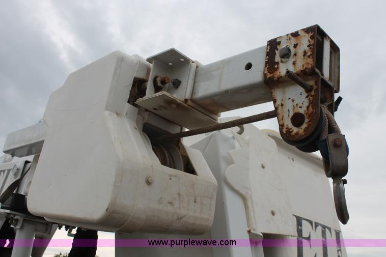 image for item K8847 2012 Dodge Ram 5500 HD bucket truck