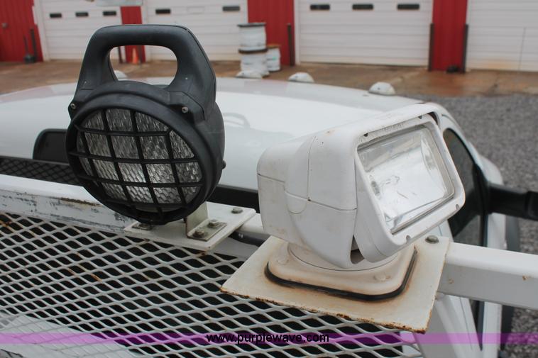 image for item K8847 2012 Dodge Ram 5500 HD bucket truck