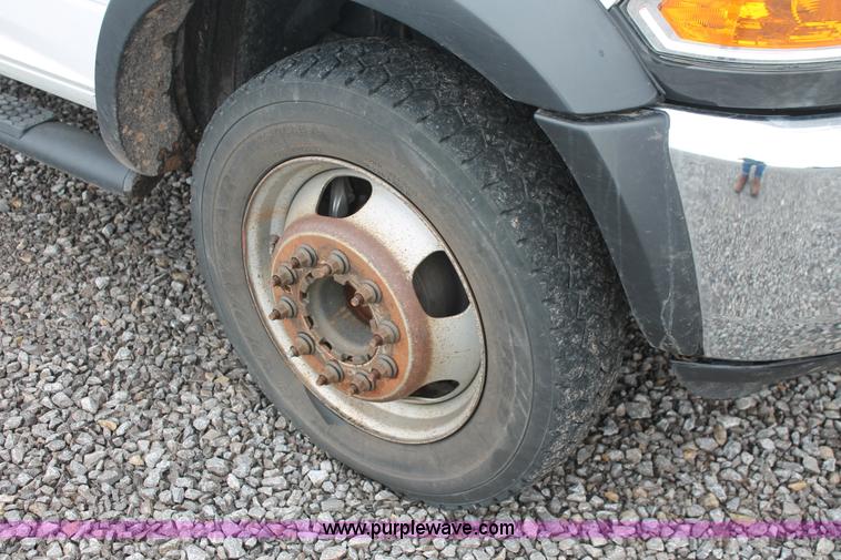 image for item K8847 2012 Dodge Ram 5500 HD bucket truck