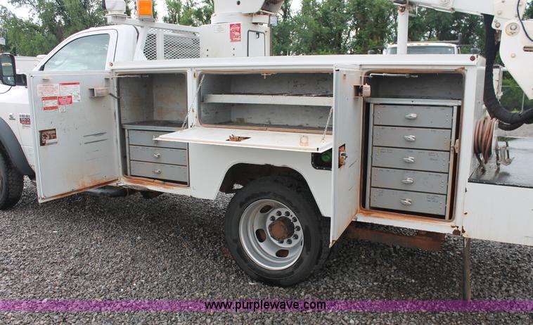 image for item K8848 2011 Dodge Ram 5500 HD bucket truck