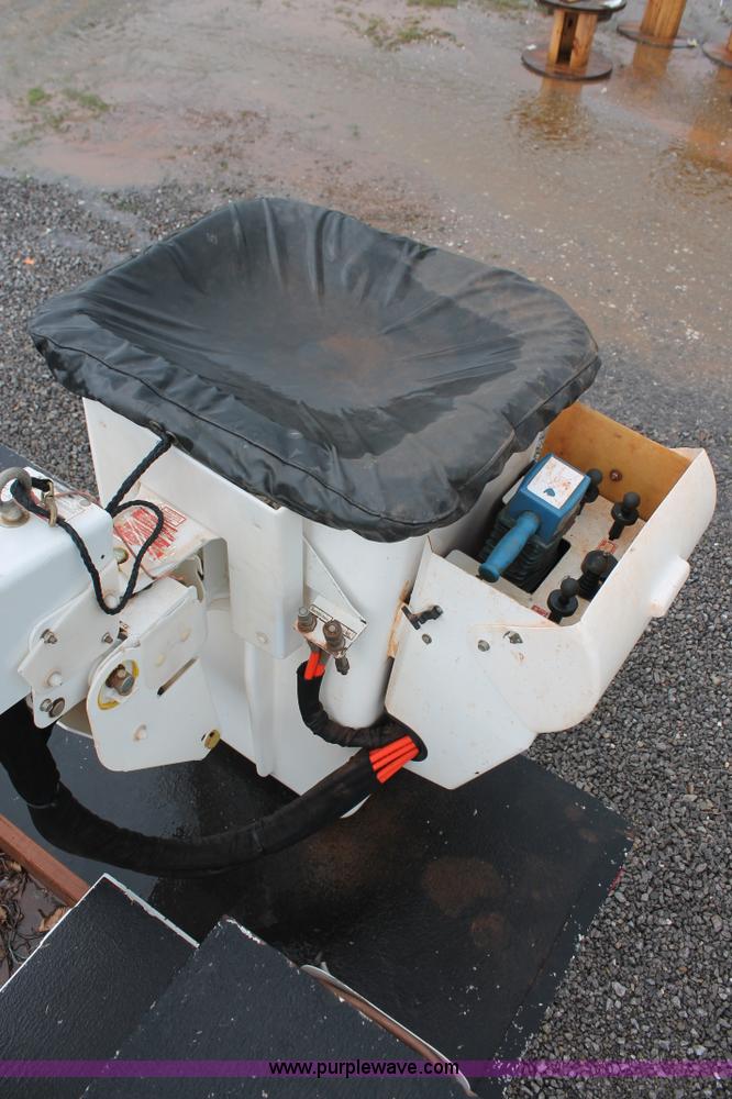 image for item K8848 2011 Dodge Ram 5500 HD bucket truck