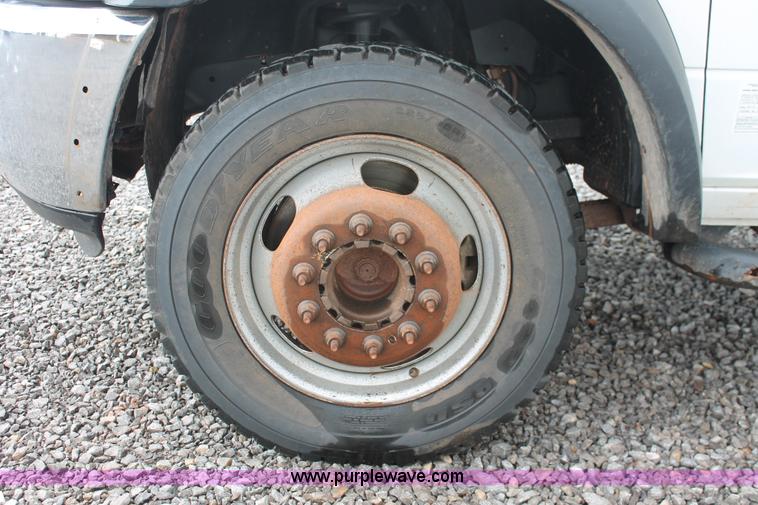 image for item K8848 2011 Dodge Ram 5500 HD bucket truck