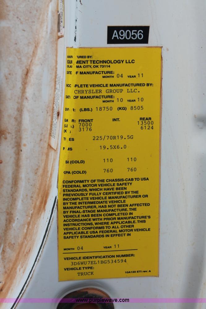 image for item K8848 2011 Dodge Ram 5500 HD bucket truck