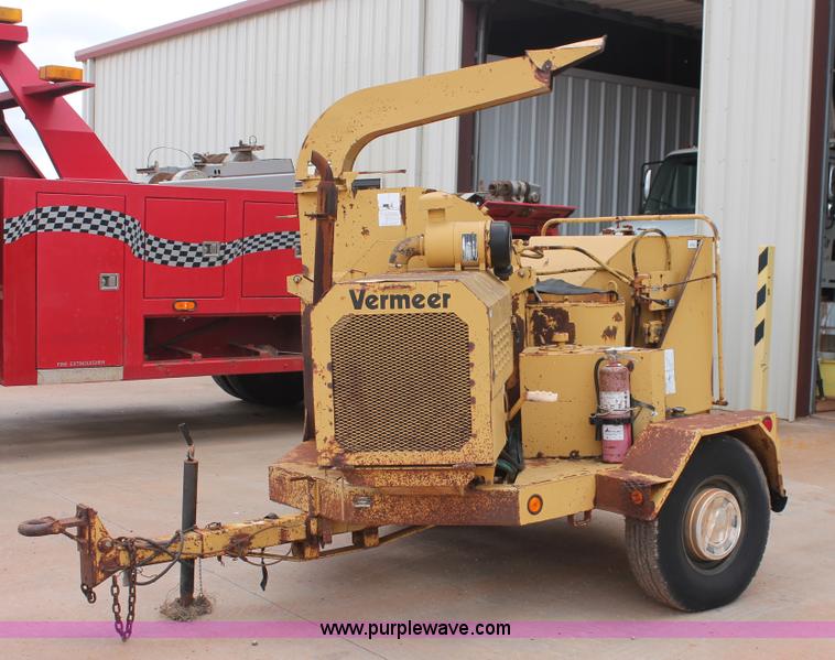 image for item K8849 1988 Vermeer 1250 wood chipper