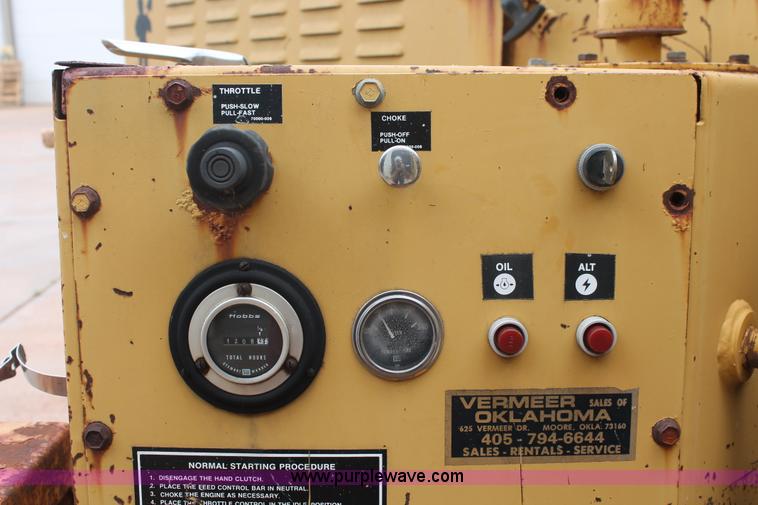 image for item K8849 1988 Vermeer 1250 wood chipper