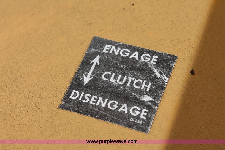 image for item K8849 1988 Vermeer 1250 wood chipper