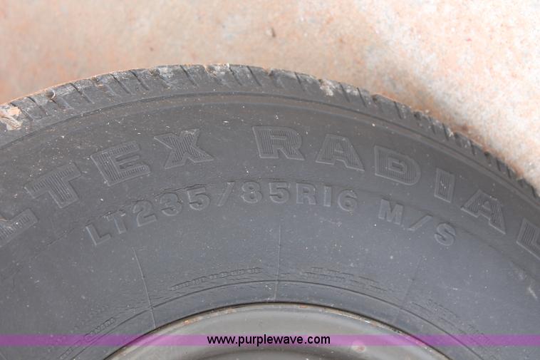 image for item K8849 1988 Vermeer 1250 wood chipper