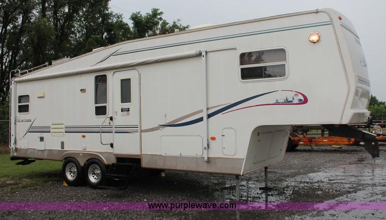 image for item K8852 2000 Cedar Creek camper