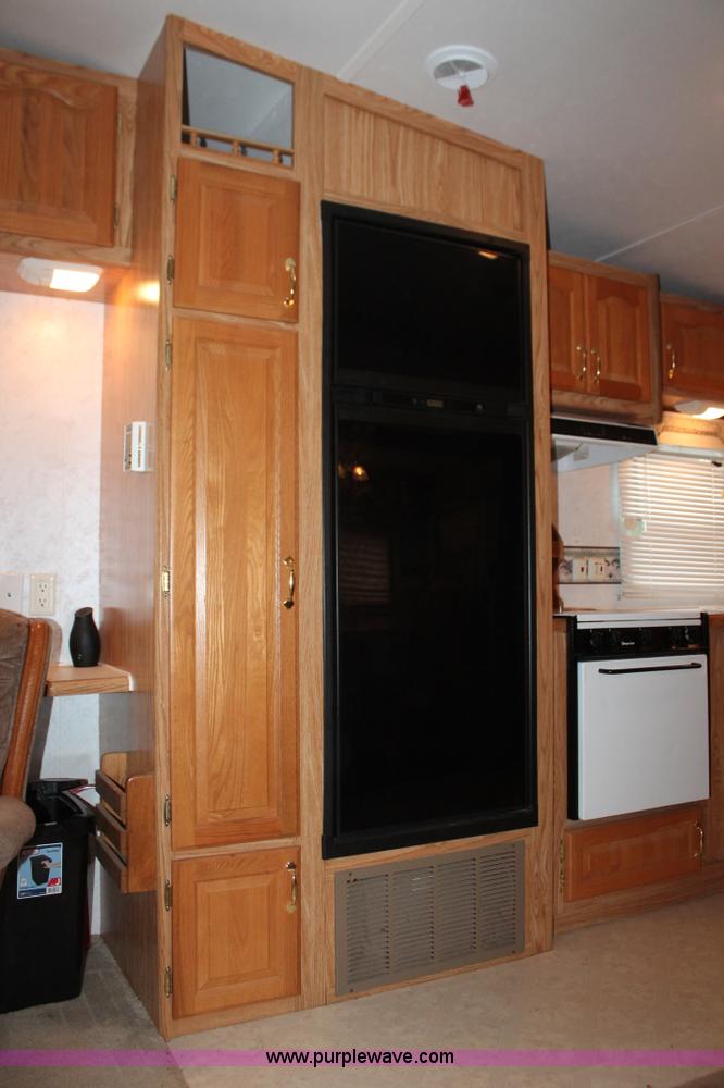 image for item K8852 2000 Cedar Creek camper