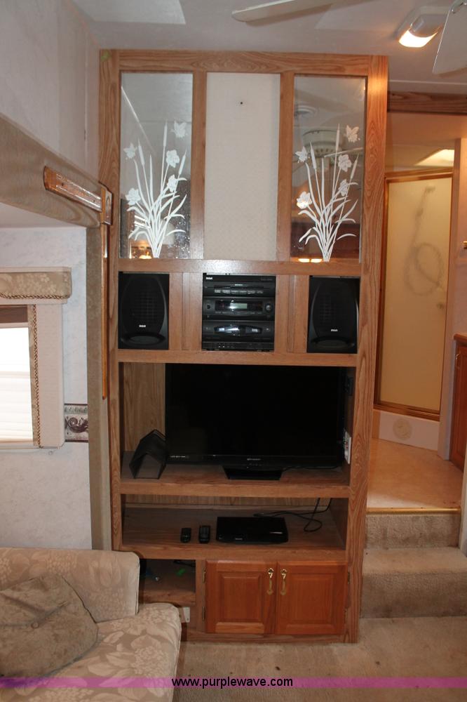 image for item K8852 2000 Cedar Creek camper