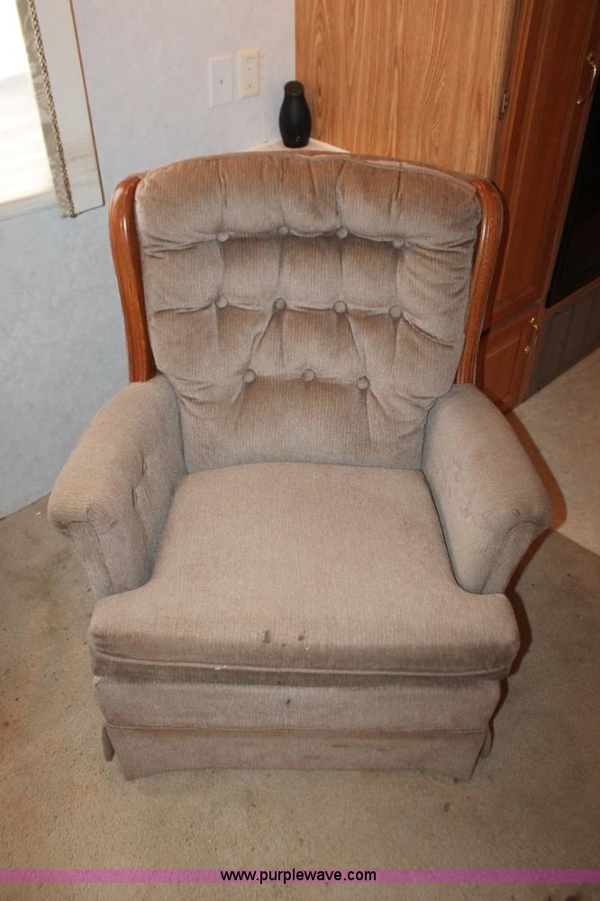 image for item K8852 2000 Cedar Creek camper