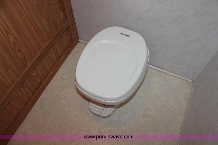 image for item K8852 2000 Cedar Creek camper