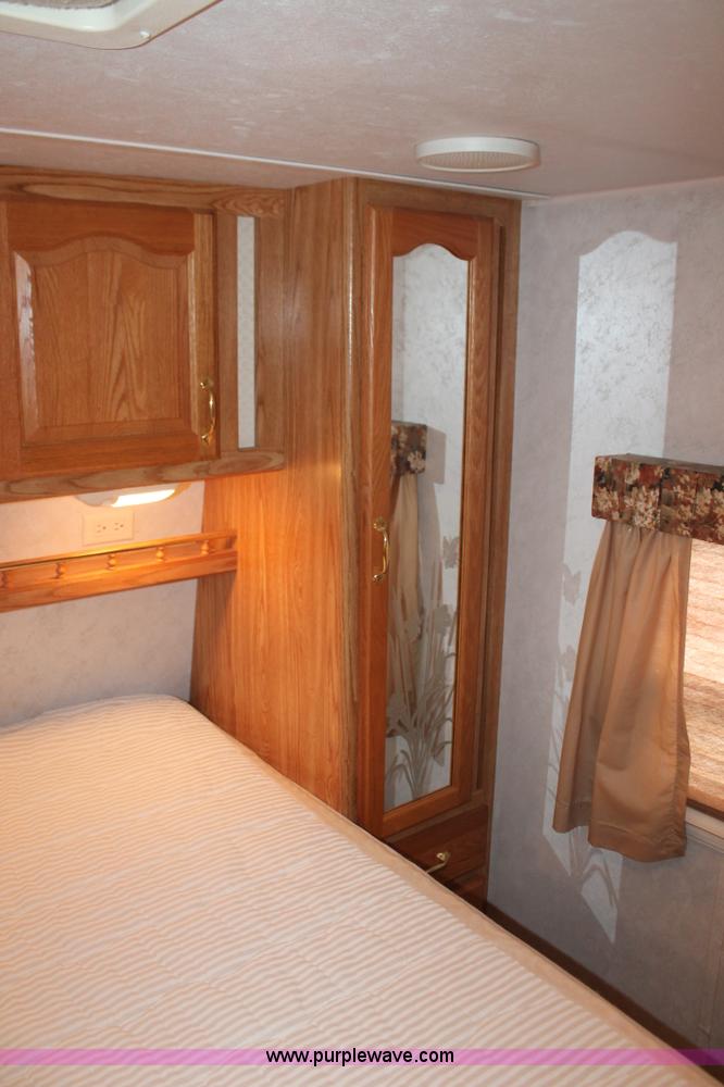 image for item K8852 2000 Cedar Creek camper