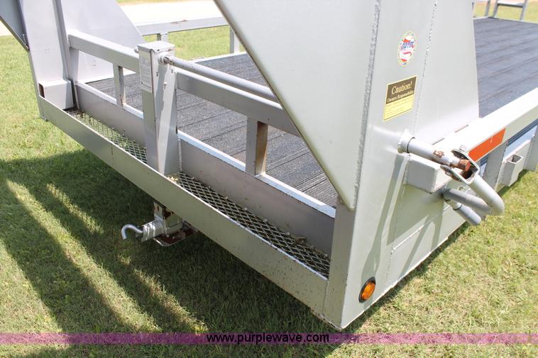 image for item K8853 2008 Neckover FU20X611-7K equipment trailer