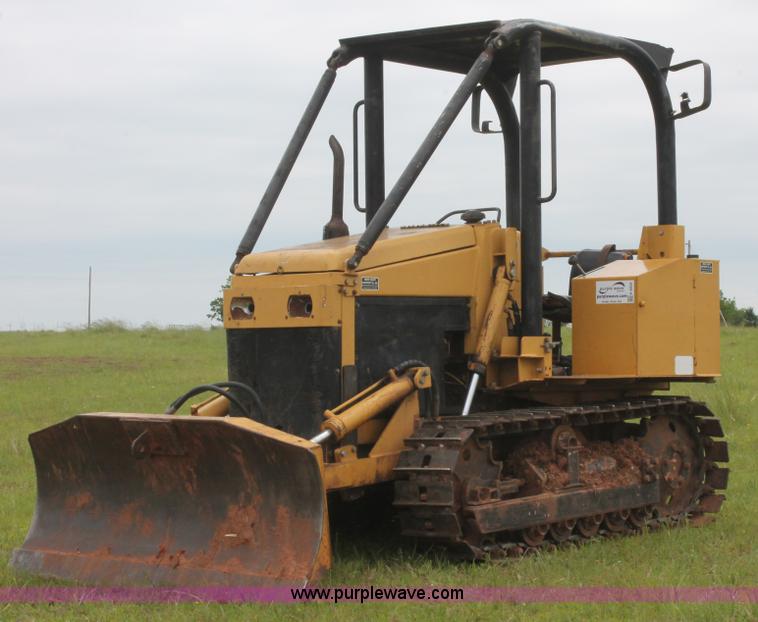 image for item K8859 2006 Trak King dozer