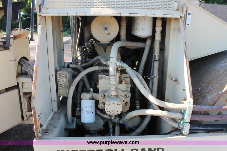 image for item K8862 1997 Ingersoll Rand DD-110 double drum vibratory roller