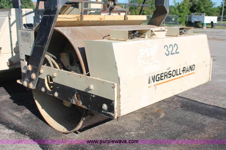 image for item K8862 1997 Ingersoll Rand DD-110 double drum vibratory roller