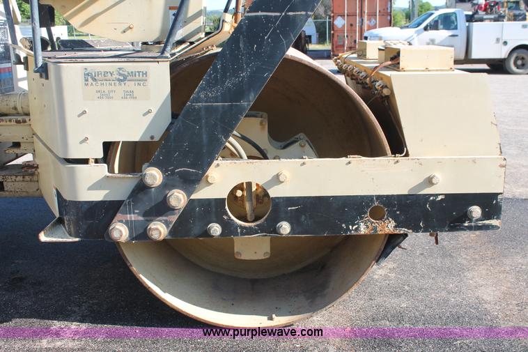 image for item K8862 1997 Ingersoll Rand DD-110 double drum vibratory roller