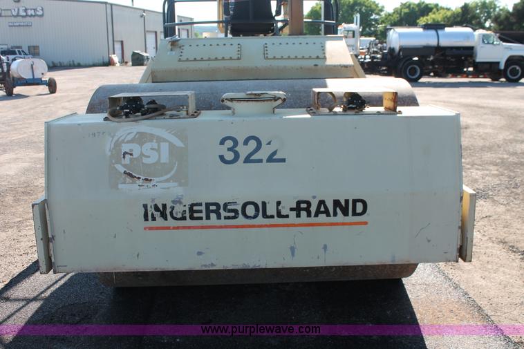 image for item K8862 1997 Ingersoll Rand DD-110 double drum vibratory roller