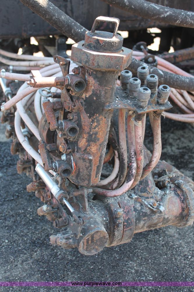 image for item K8868 1993 International 4700 oil distribution truck