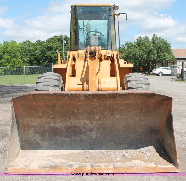 image for item K8869 1992 Case 621 wheel loader