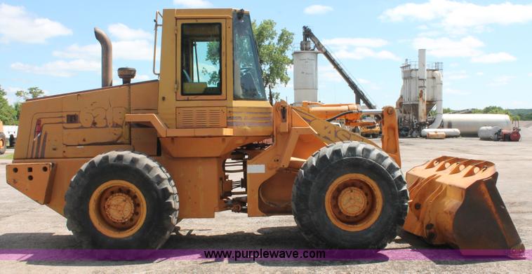 image for item K8869 1992 Case 621 wheel loader