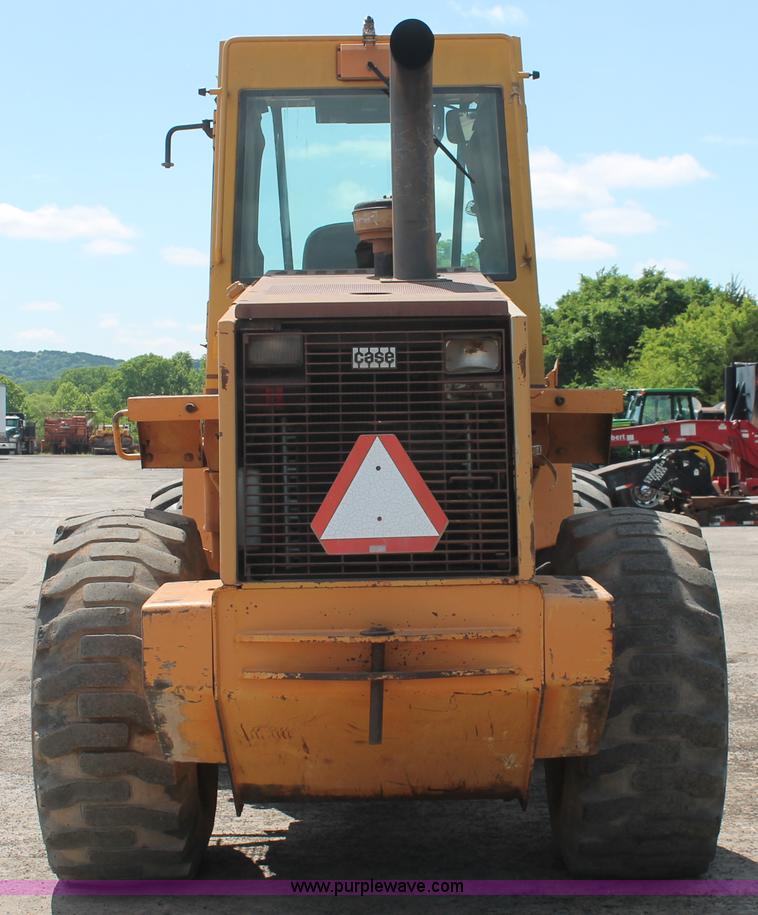 image for item K8869 1992 Case 621 wheel loader