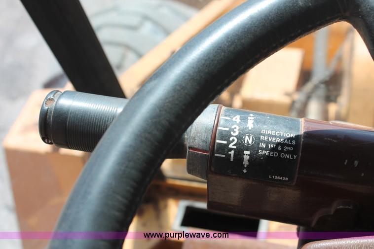 image for item K8869 1992 Case 621 wheel loader