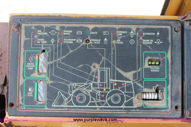 image for item K8869 1992 Case 621 wheel loader